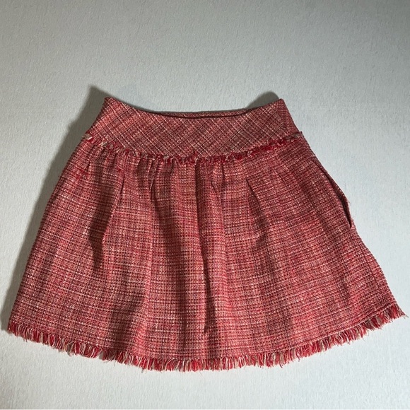 BCBG MaxAzria Cotton Wool Blend Tweed Mini Skirt in Candy Cane Red + Cream - Picture 4 of 12